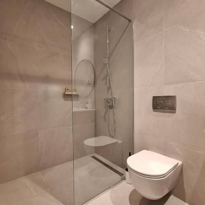 Alquiler de un amplio apartamento de 3 habitaciones, 71 m², distrito Belgrade Waterfront, Belgrado, Serbia